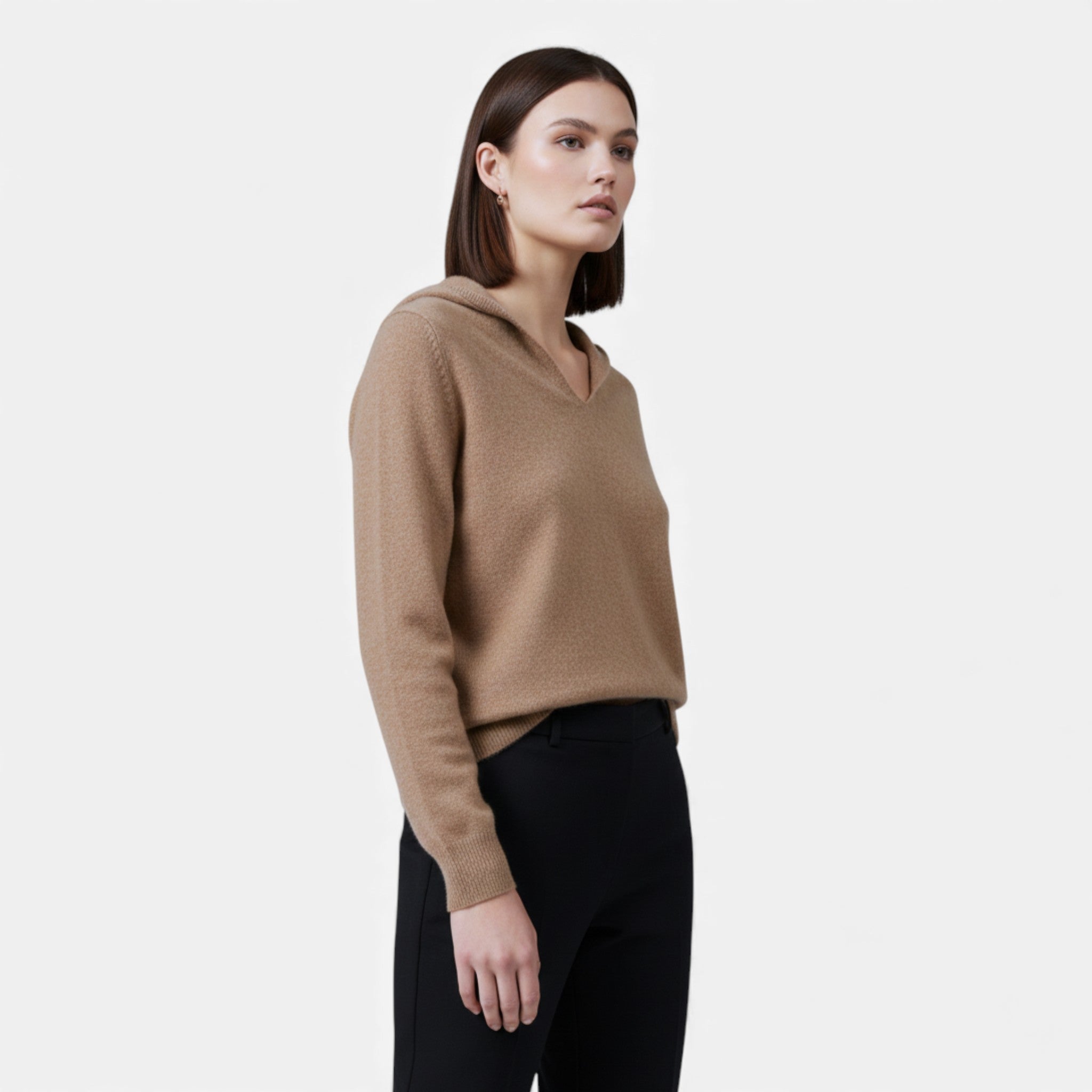 Sloane Signature - Le Pull Oversize à Col en V Sculpté Femme